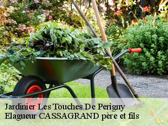 Jardinier les-touches-de-perigny-17160 Elagueur CASSAGRAND père et fils